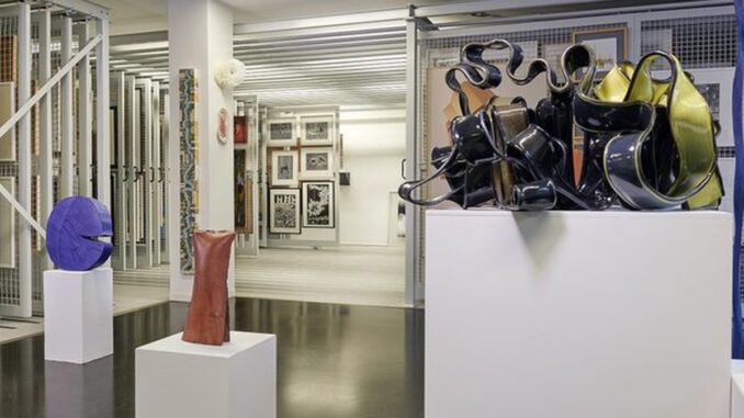 Artothek Wiesbaden stellt rund 500 Werke in neuer Online-Datenbank vor